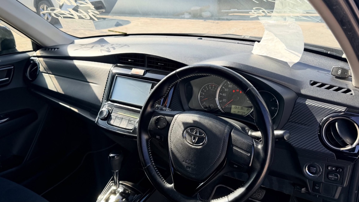 Toyota Corolla Fielder G WXB photo 3