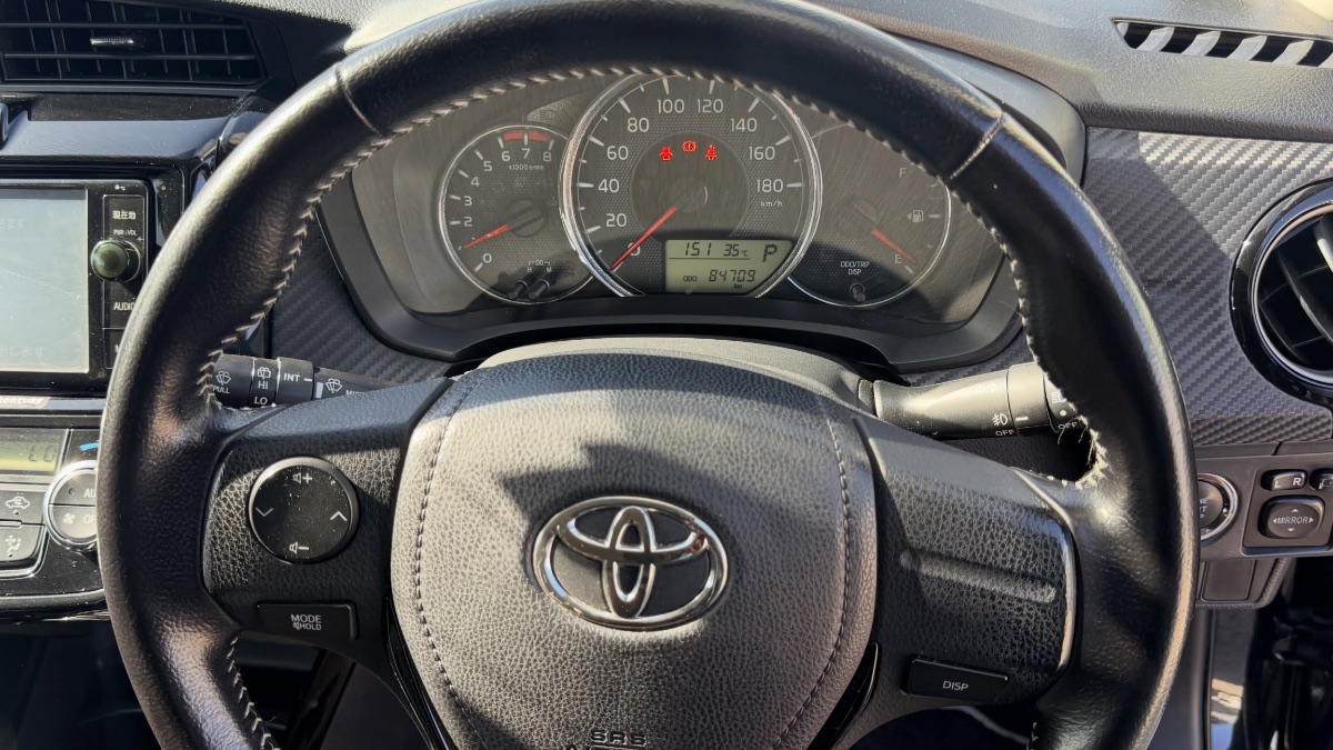 Toyota Corolla Fielder G WXB photo 4