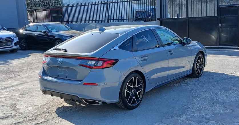 2021 Honda Civic RHD photo 2