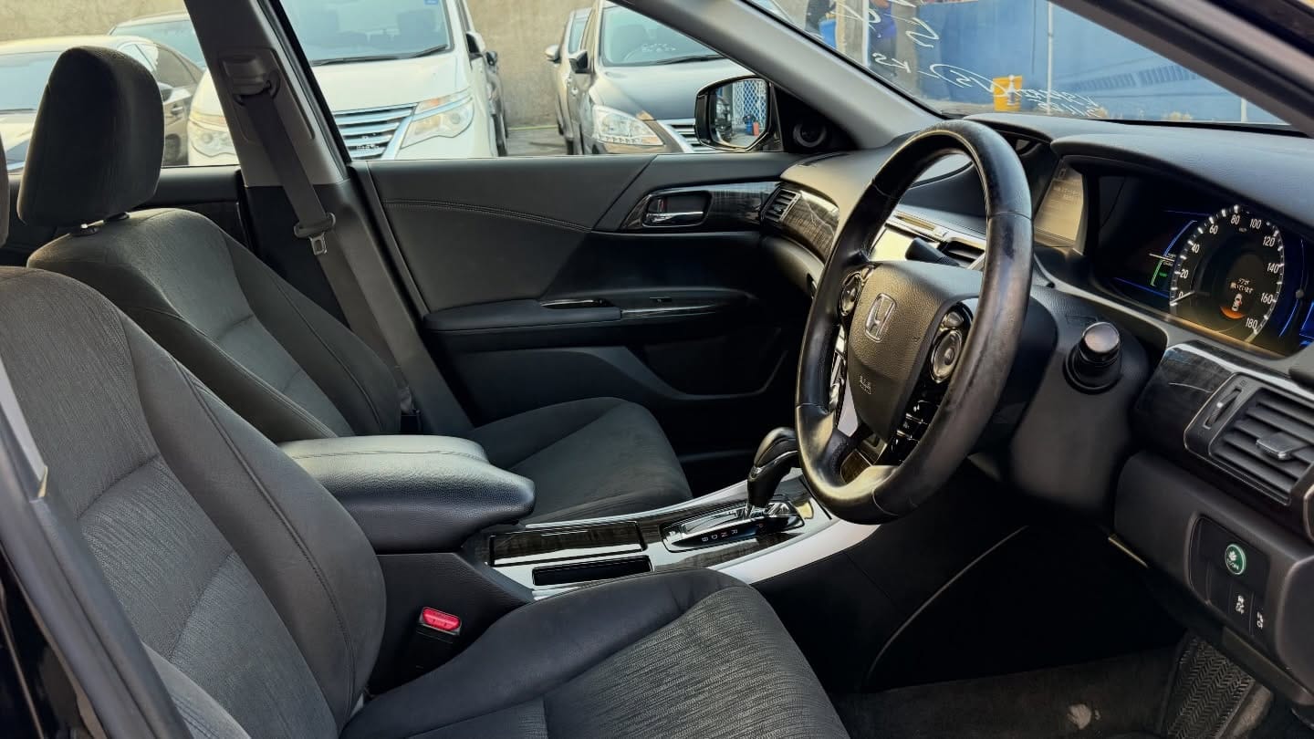 2015 Honda accord photo 3