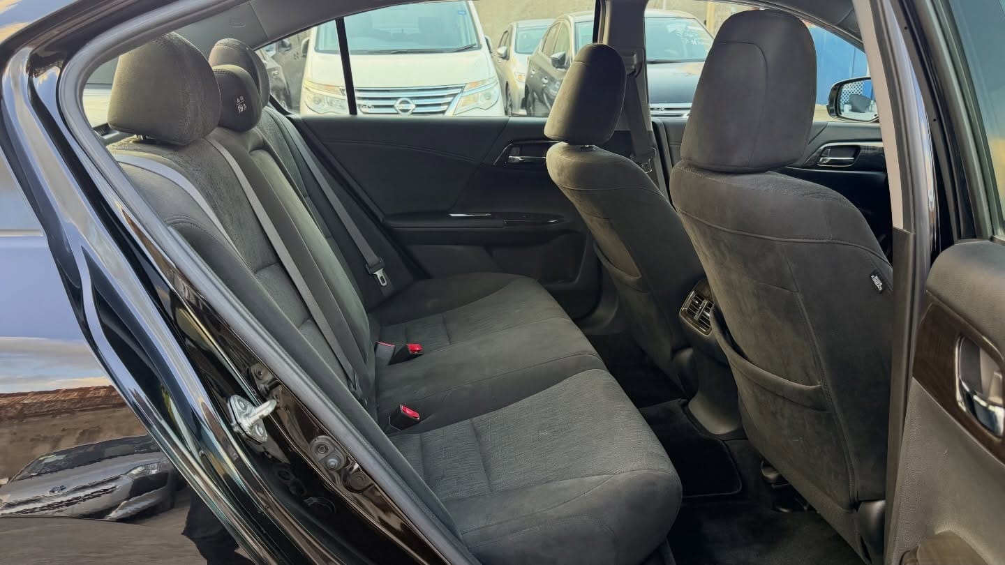 2015 Honda accord photo 4