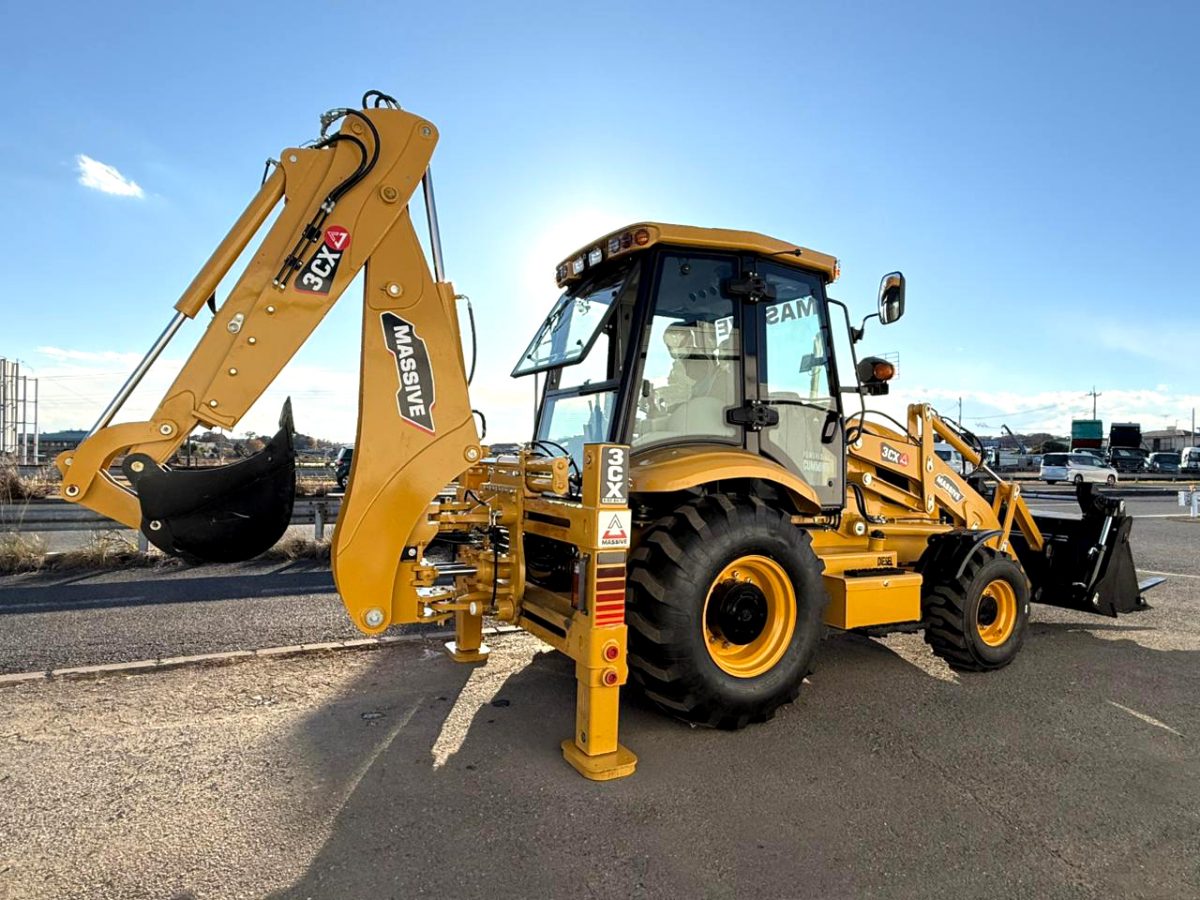 Massive Backhoe Loader for sale in Jamaica photo 2
