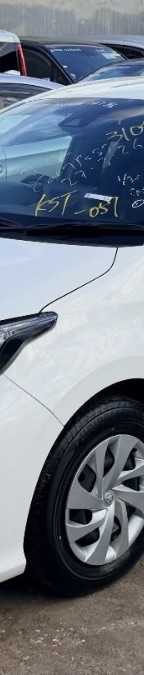 2021 Toyota Yaris photo 1