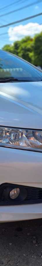 2015 Honda grace photo 1