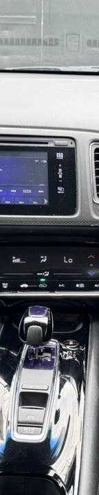 2015 Honda Vezel photo 2