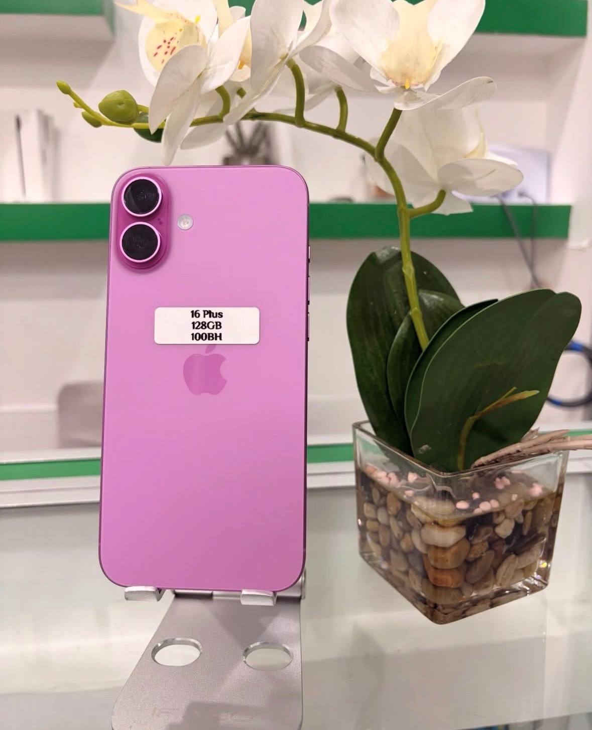 iPhone 16 plus