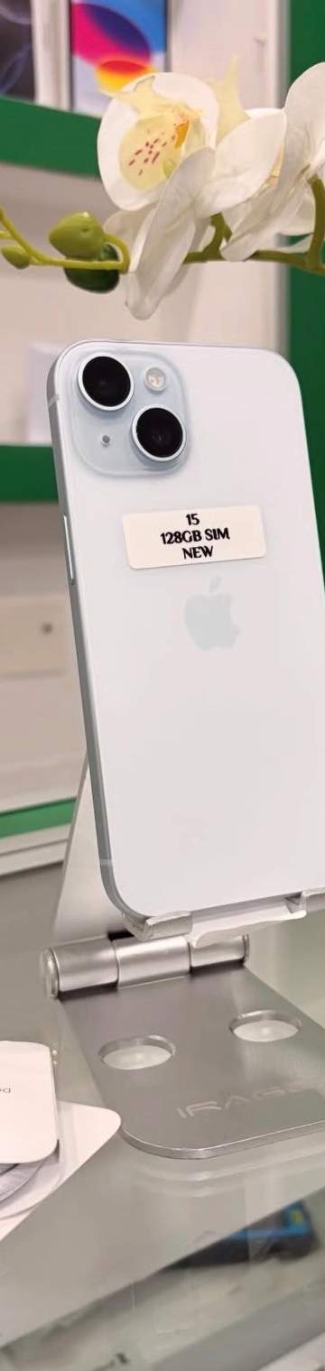 iPhone 15
