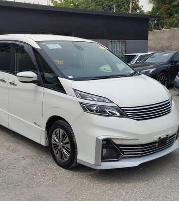 2017 Nissan Serena Rider S